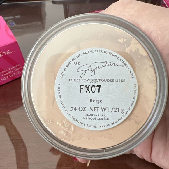 Mary Kay Signature Loose Powder Beige ~ #501500 .74 oz ~ New Old Stock - Picture 6 of 7
